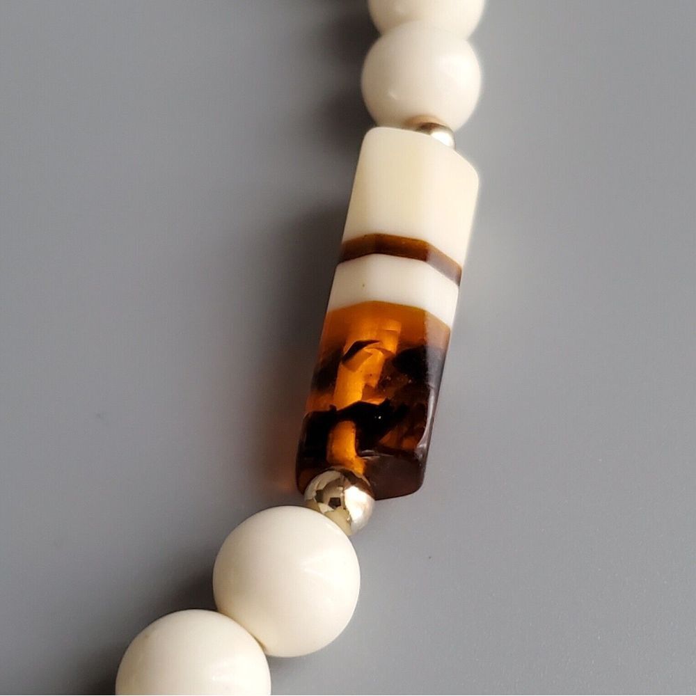 Vintage Rootbeer Lucite Beads Long Necklace 30" Inches Vintage Plastic RARE - Picture 7 of 13